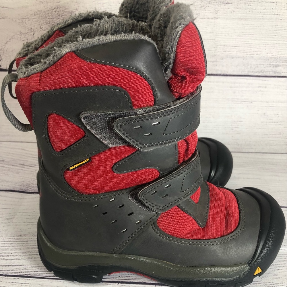Keen Size 1 Tall Kalamazoo Winter snow Boot